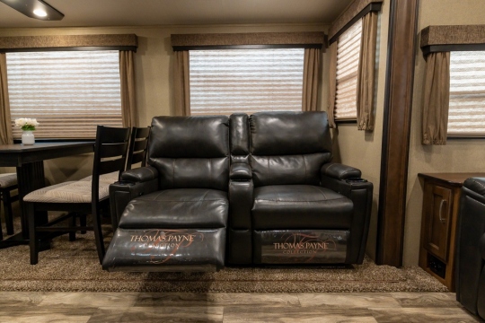 Grand Design 5th Wheel single artiste trailer available for film productions in Bulgaria, Greece and Romania